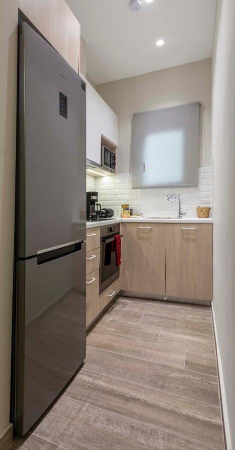 “Champions” Apartment In N. Kosmos Neighbourhood Athens Ngoại thất bức ảnh